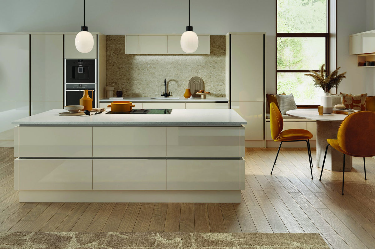 Kitchen with Venice High Gloss Cream doors